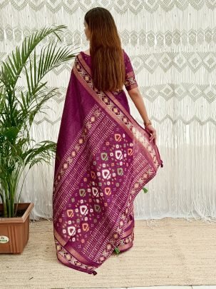 Purple Cotton Fabric Saree With Zari Jacquard Work