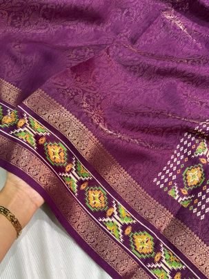 Purple Cotton Fabric Saree With Zari Jacquard Work