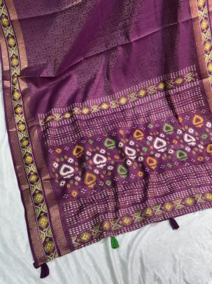Purple Cotton Fabric Saree With Zari Jacquard Work
