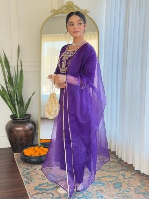 Purple Rayon Slub Kurta Pant Set With Organza Dupatta
