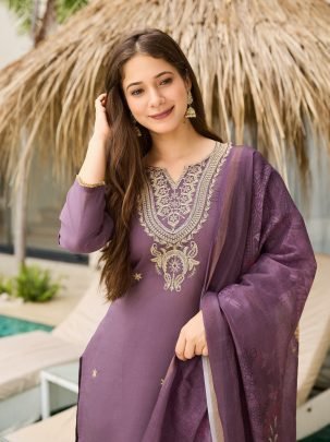 Purple Viscose Kurta Set With Jacquard Dupatta