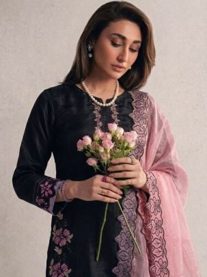 Roman Glass Silk Fabric Baby Pink Colour Farshi Salwar Suit