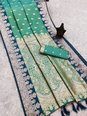 Royal Fashionable Green  Banarasi Silk Saree 