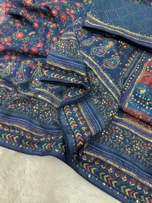 Sequins And Diamonds Work Purple Colour Saree