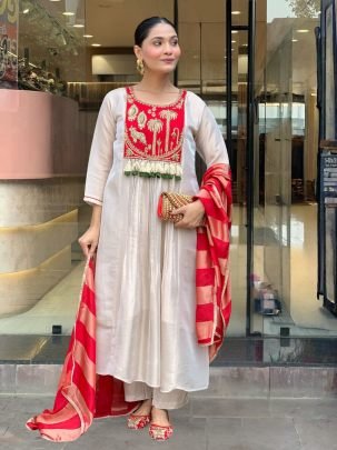 Silk Fabric Red Colour Kurti 3 Pcs Set