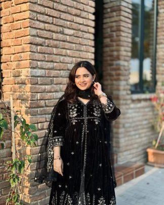 SITARA ZARI BLACK EMBROIDERED SUIT SET