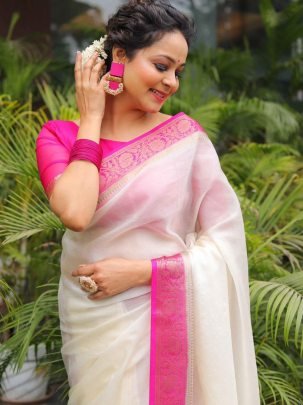 Soft Naylon Chinnon Pink Saree With Pallu And Running Blouse