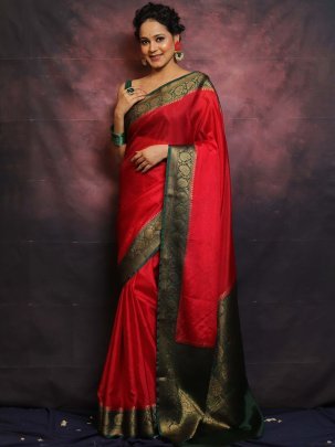 Soft Naylon Chinnon Red Saree With Green Less Pallu And Running Blouse