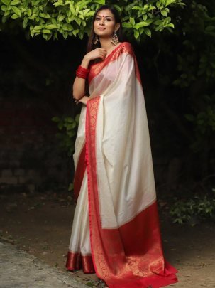Soft Nylon Chinnon Red Saree With Pallu And Running Blouse