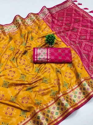 Soft Patola Silk Saree With Meenakari Zari Weaving