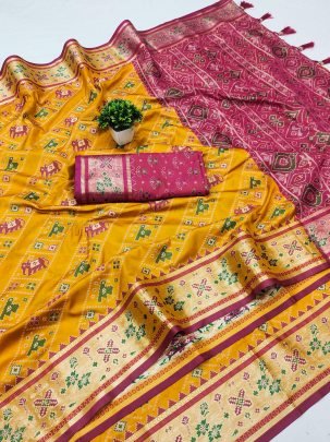 Soft Patola Silk Saree With Meenakari Zari Weaving