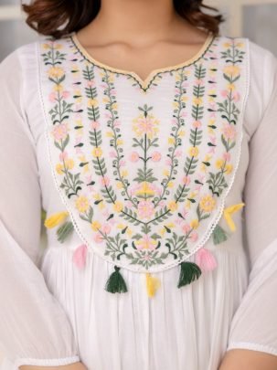 Summer Wear White One Pices Dress