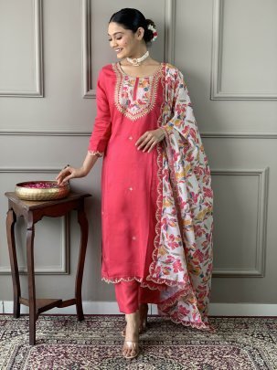 Viscose Fabric Gajri  Colour  Kurti Pant With Dupatta Set