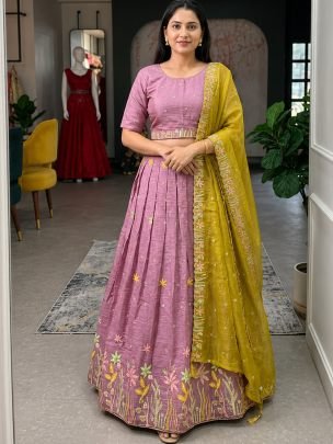 Wedding Wear Light Purple Colour Lehenga