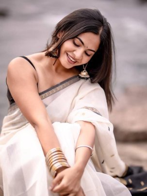 White Soft Lilan Cotton Fabric Saree With Black Weaving Rich Blouse