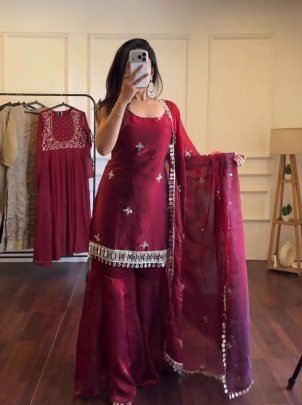 Women Heavy Embroidered Fandy Suit Set With Wne Colour