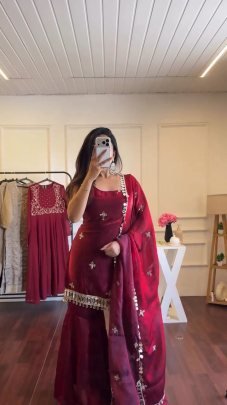 Women Heavy Embroidered Fandy Suit Set With Wne Colour
