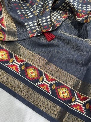 Zari Jacquard Work Grey Cotton Saree For Party Wear